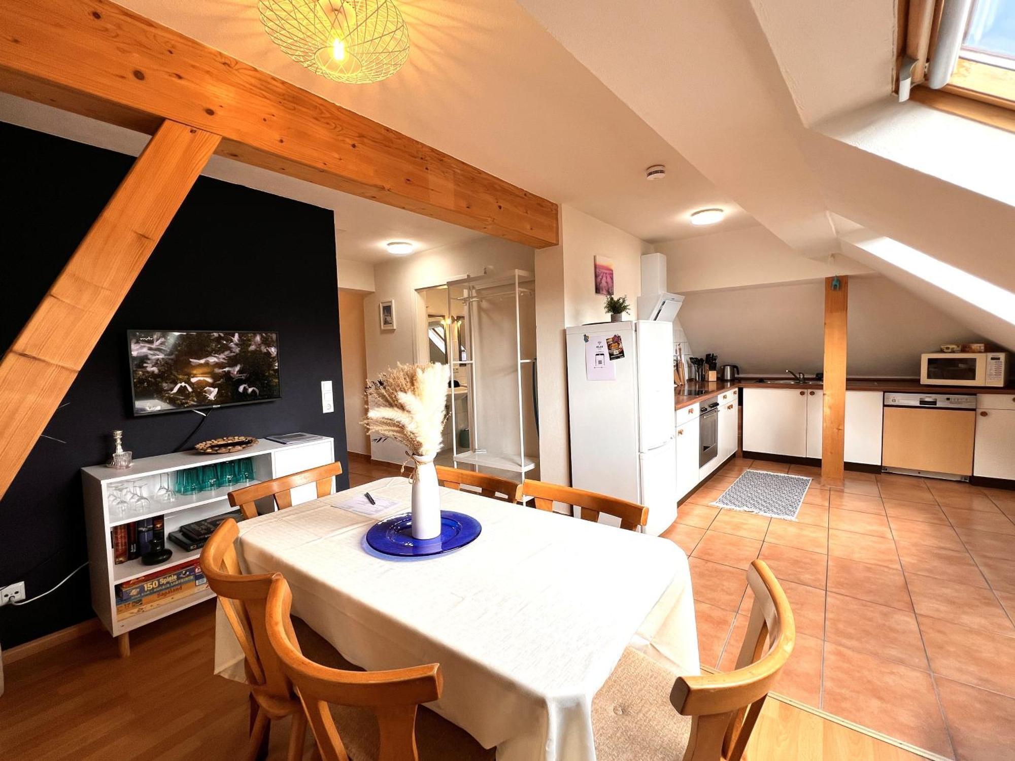 Aurora - Wlan, 2 Schlafzimmer, Tv, Kueche, Bad, Waschmaschine Apartment Malterdingen